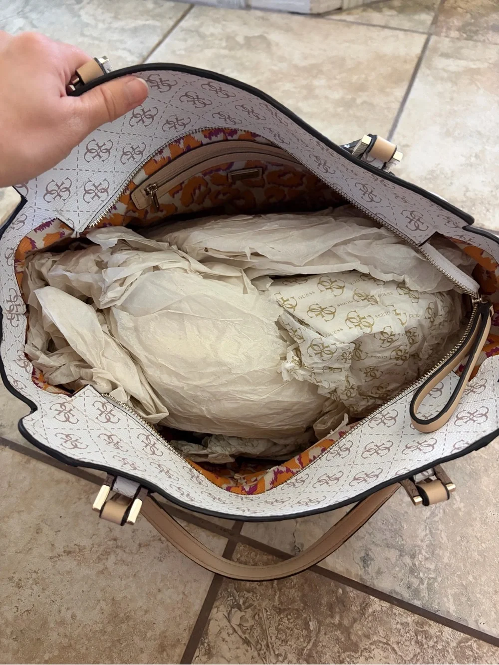 GUESS Cream and Brown Logo-Print Tote